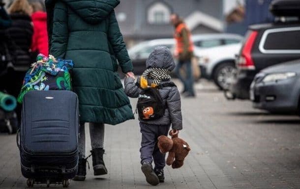 <em>Житло, робота і психологічна підтримка: з якими труднощами стикаються ВПО з Черкаської громади на Хмельниччині. Ілюстративне фото: sud.ua</em>