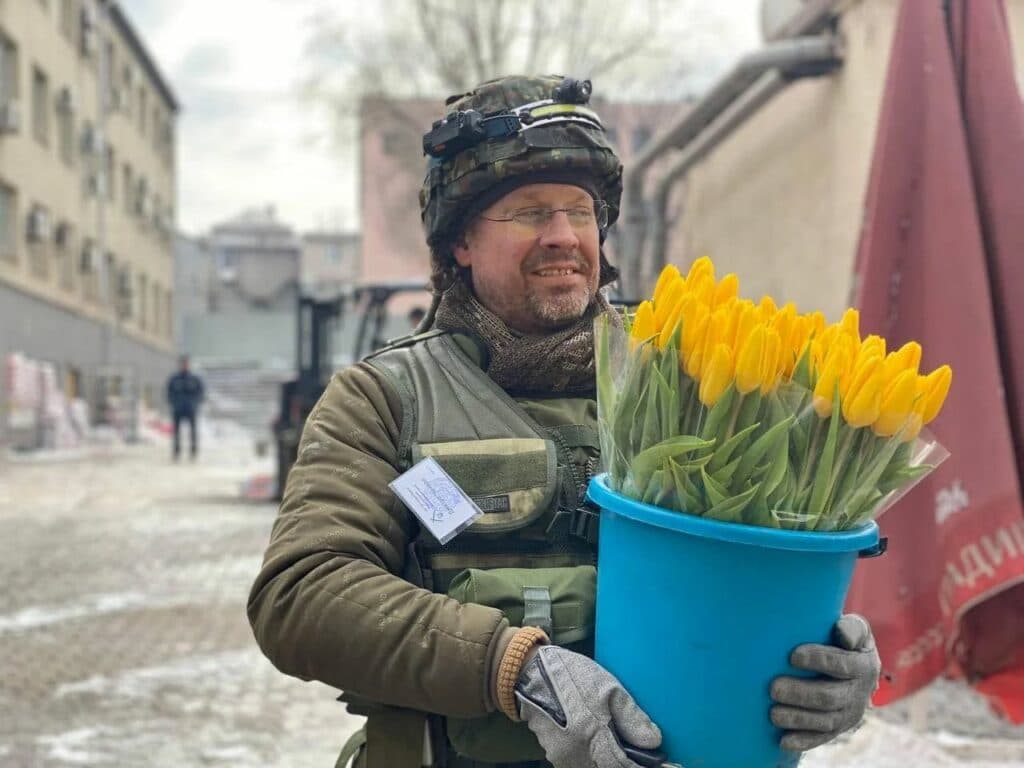 Халабуда з Маріуполя
