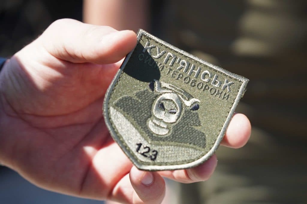 Бійцям 113-й бригаді ТрО на східний фронт передали 3 пікапи