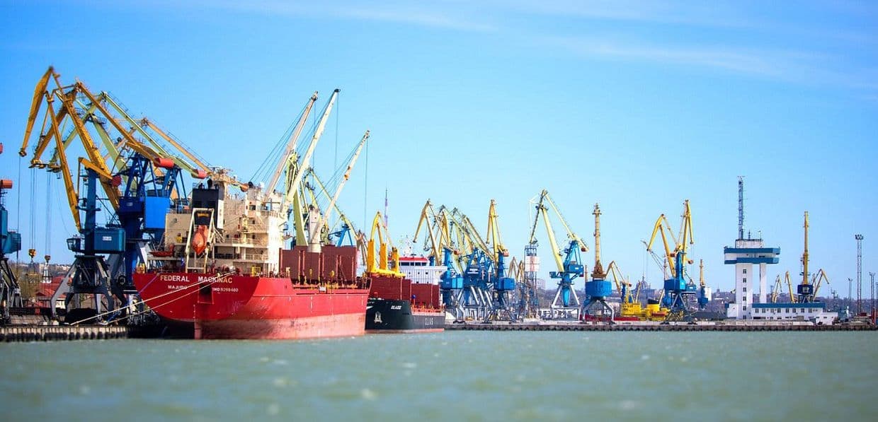 Окупанти планують передати маріупольський порт через збитковість. Фото: Міської ради Маріуполя у Телеграм