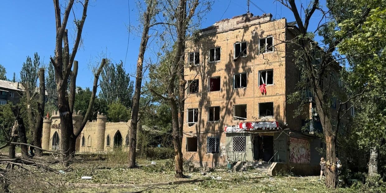 Наслідки обстрілів Костянтинівки 24 липня. Фото: Facebook/Олександр Гончаренко 