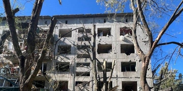 <em>Наслідки російських обстрілів Костянтинівки, 11 вересня 2025 року. Фото: Facebook/Сергій Горбунов</em>