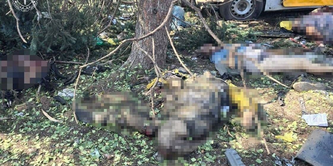 <em>Наслідки російського удару по Яровій 9 вересня 2025 року. Фото: Прокуратура України</em>