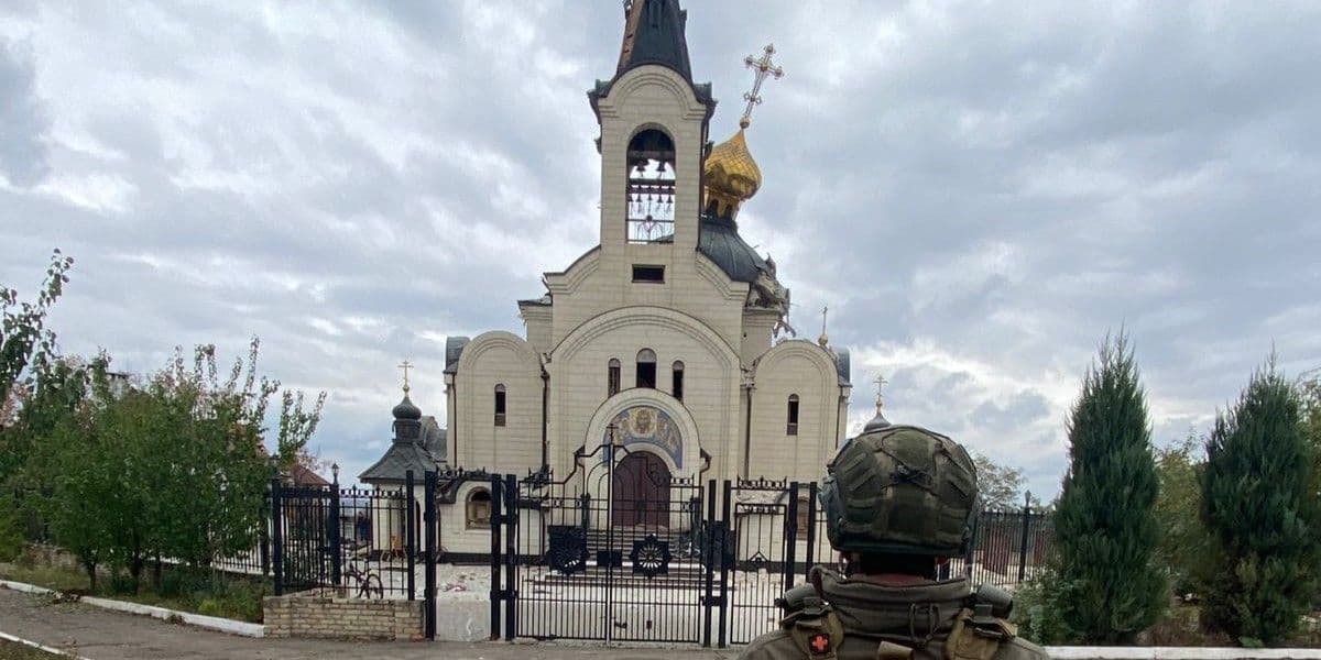 <em>11 жовтня 2025 року росіяни вдарили по Іова Почаївському храму Горлівської єпархії Української православної церкви. Фото: Facebook/Сергій Горбунов</em>