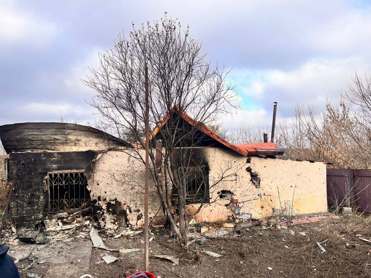 <em>Наслідки російського обстрілу Донеччини. Фото: Facebook/Вадим Філашкін</em>
