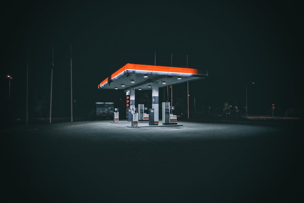 <em>Порожня заправка. Фото: Hans Eiskonen з Pexels</em>