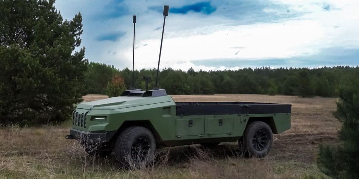 <em>Вітчизняний безпілотний наземний комплекс PROTECTOR. Фото: МОУ</em>