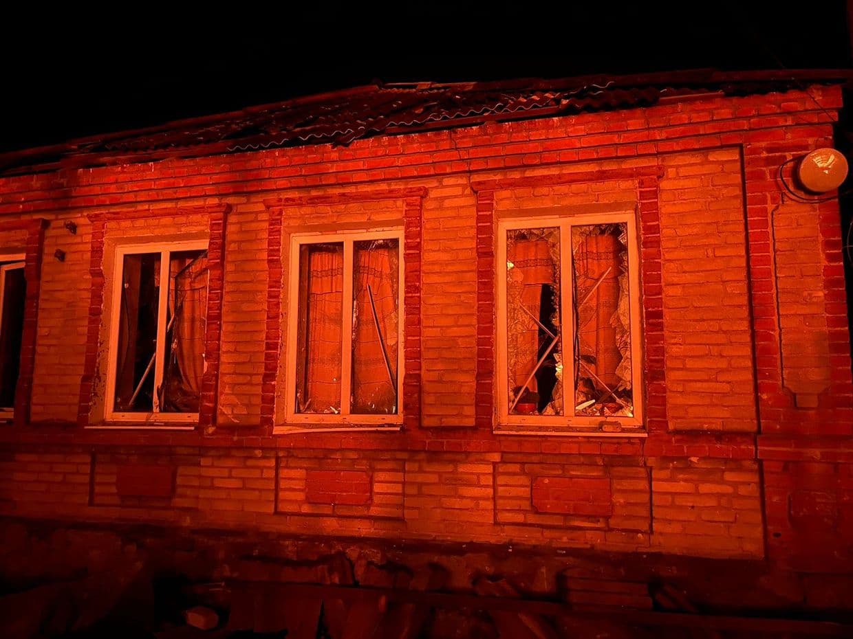 <em>Наслідки російської дронової атаки на Слов'янськ 19 листопада 2025 року. Фото: Facebook/Вадим Лях</em>