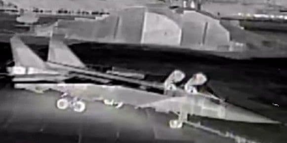 <em>Знищений російський літак МіГ-31 із повним боєкомплектом. Фото: СБУ</em>