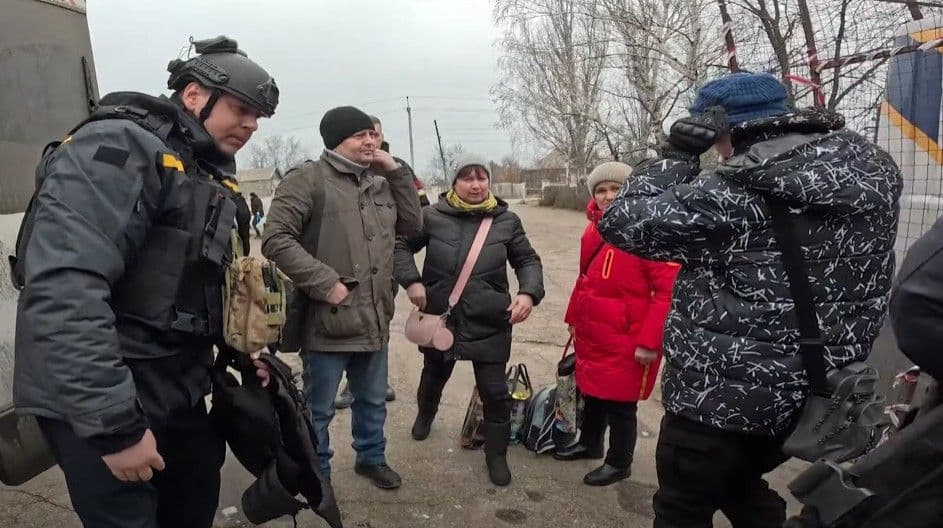 Евакуація з Дружківки, січень 2026 року. Скриншот з відео ДСНС Донеччини