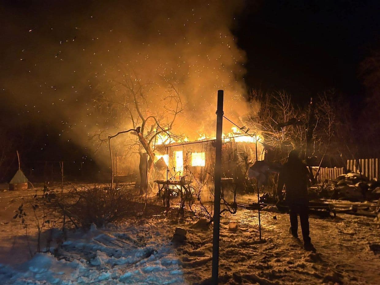 Наслідки російського удару по Краматорській громаді в ніч на 17 січня 2026 року. Фото: Краматорська міська рада