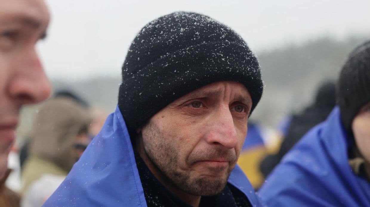 5 лютого 2026 року до України повернулися ще 157 полонених. Фото: Facebook/Володимир Зеленський