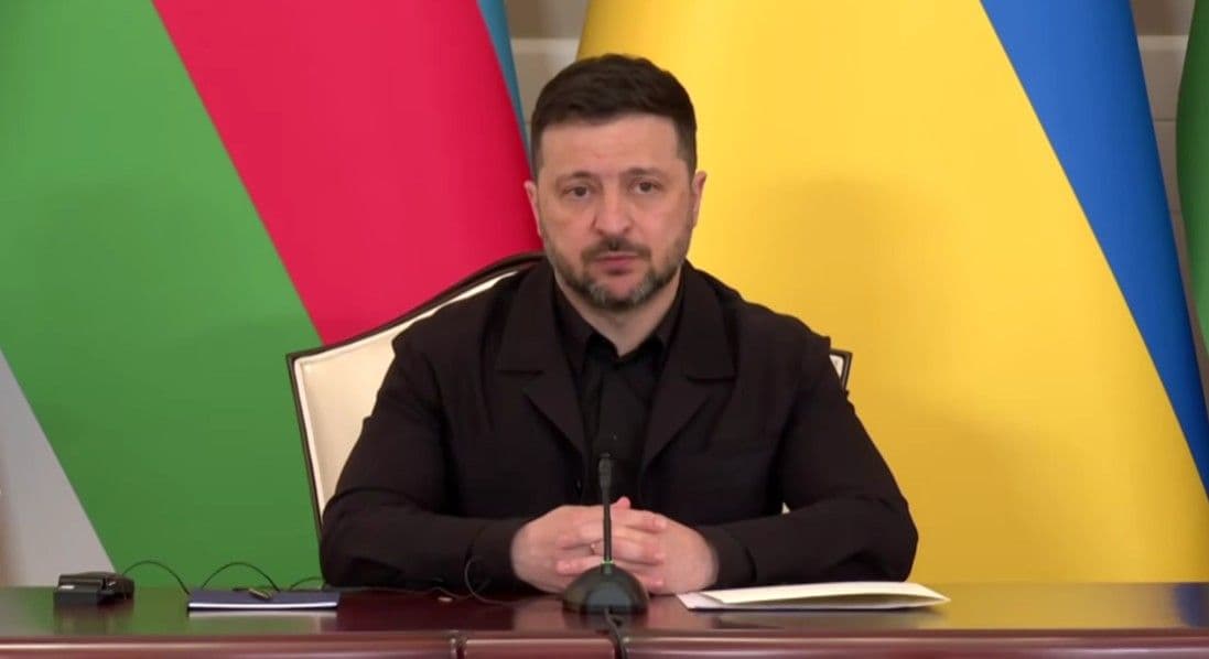 Володимир Зеленський в Азербайджані 25 квітня 2026 року. Скриншот з відео Офіса Президента України