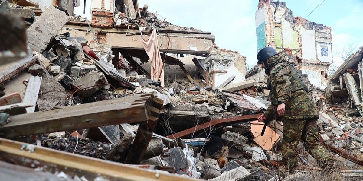 Робота кінологічного центру поліції Донеччини. Фото: НПУ