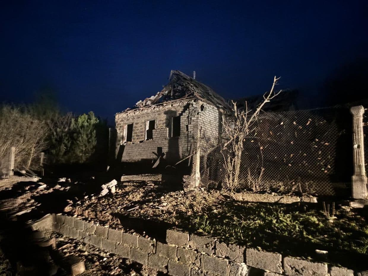 Наслідки російського обстрілу Донеччини. Фото: Facebook/Вадим Філашкін