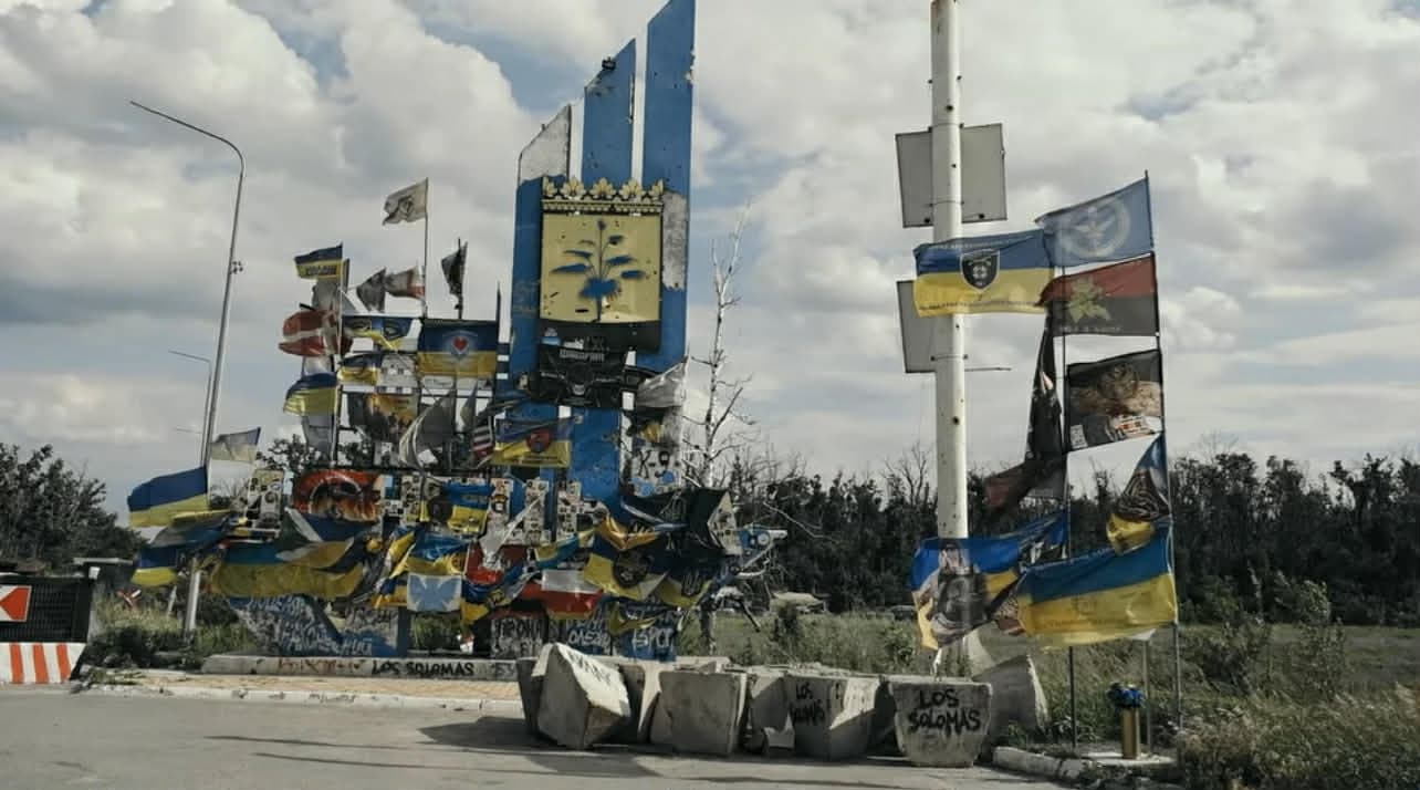<em>"Небо Донеччини": створено кліп на пісню авторки текстів родом із Бахмута. Скрін з кліпа. </em>