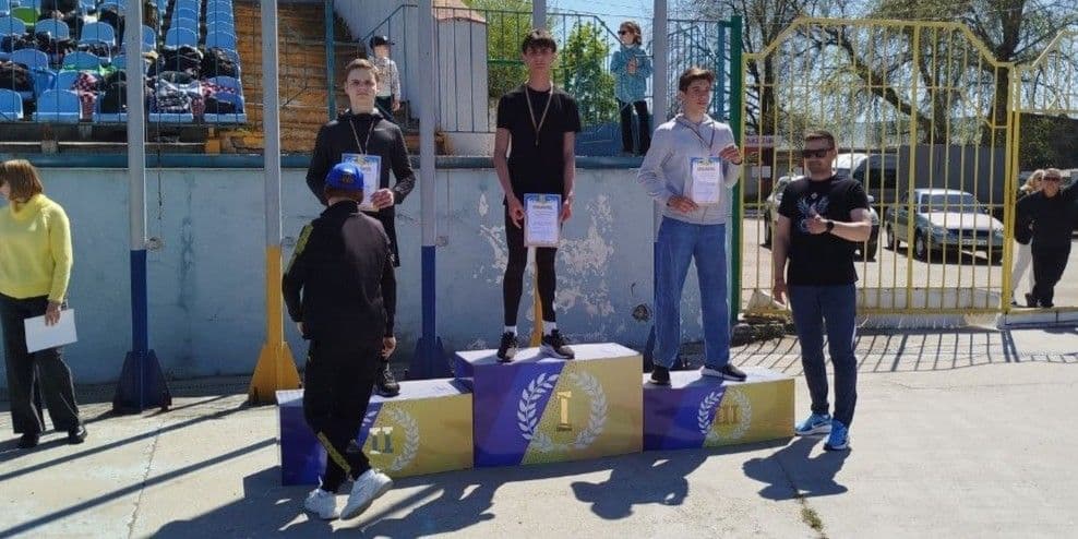 Єгор Приведенцев на І сходинці п'єдесталу. Фото: Костянтинівська МВА