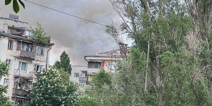 Наслідки російського обстрілу Донеччини. Фото: Facebook/Вадим Філашкін