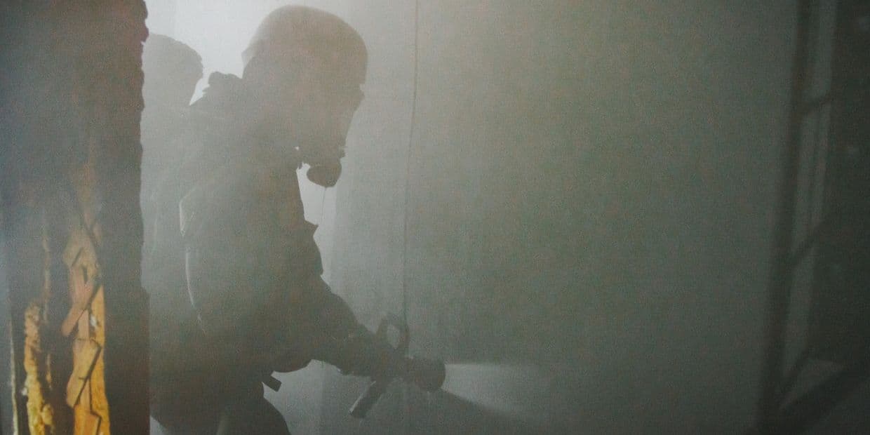 Ліквідація наслідків російського обстрілу Краматорська 19 травня 2026 року. Фото: ДСНС Донеччини