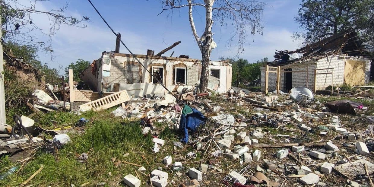 Наслідки російського обстрілу Донеччини. Фото: Facebook/Вадим Філашкін