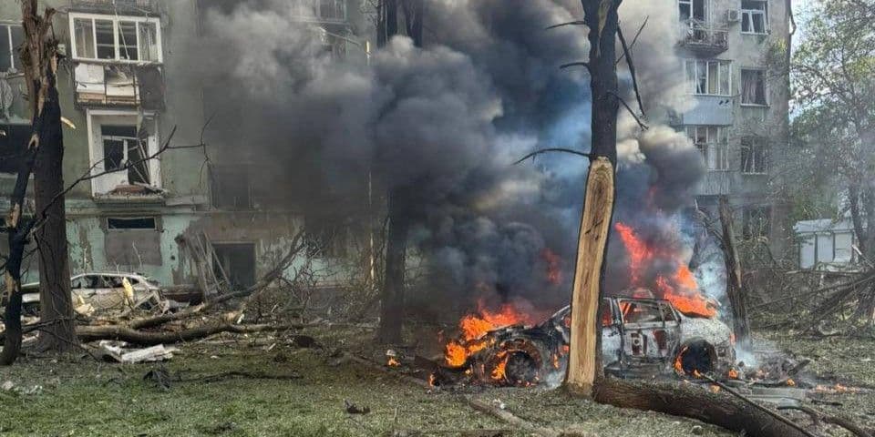 Наслідки російського бомбового удару по Краматорську 25 травня 2026 року. Фото: Facebook/Вадим Філашкін