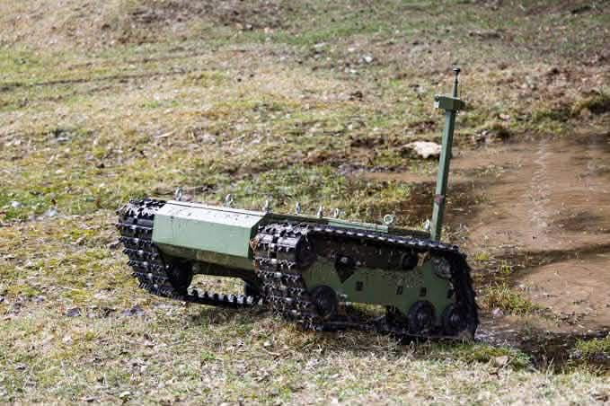 <em>Російський гусеничний наземний дрон «Депеша». Фото: «Ростех»</em>