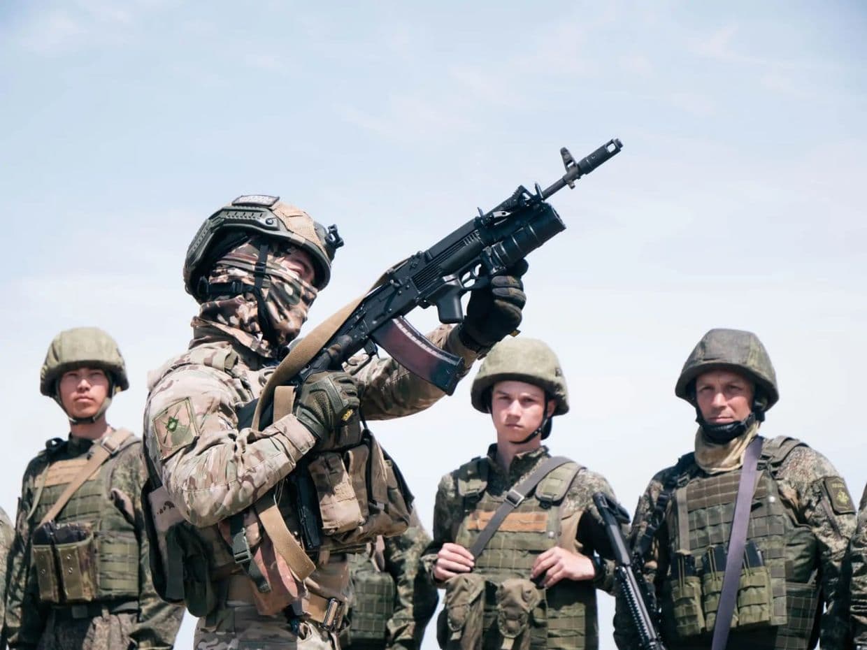 Бійці російської окупаційної армії. Фото з відкритих джерел