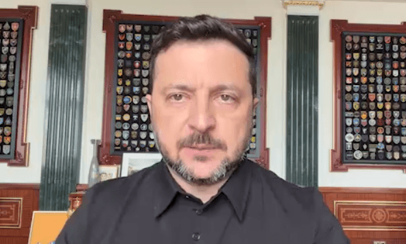 Є ресурс, щоб збільшити виплати в армії, мінімум 30 тис. грн в тилу, — Зеленський