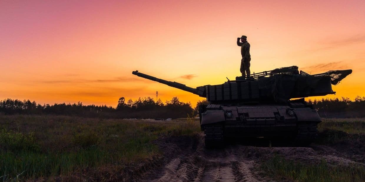 Український захисник на танкові. Фото: 5 ОВМБр