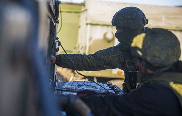 <em>Фото: <b>Міністерство оборони росії. Telegram. Окупанти в формі</b></em>