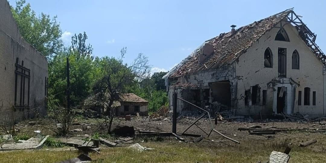 Наслідки російського обстрілу Донеччини. Фото: НПУ