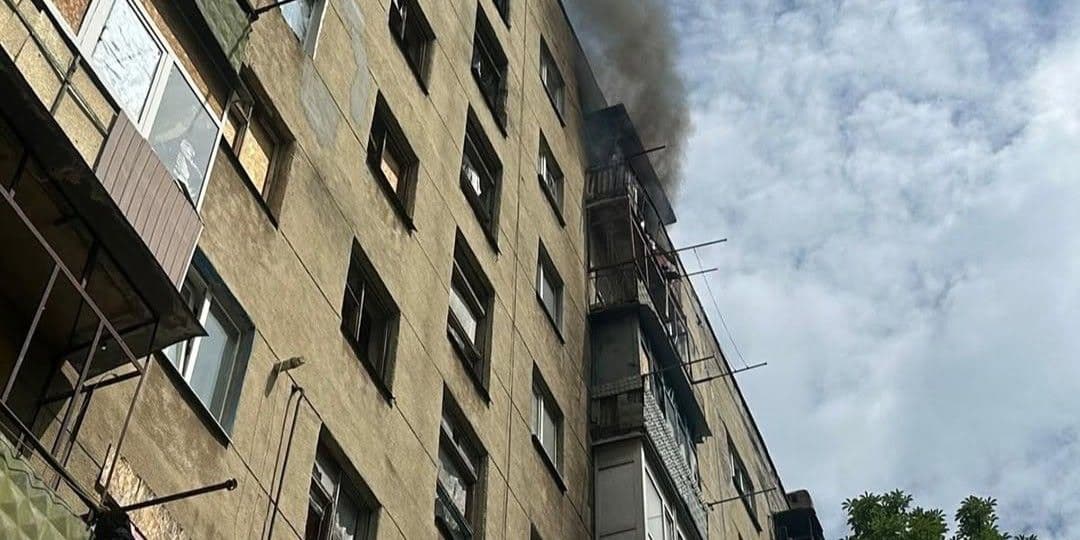 На Донеччині російські обстріли призвели до руйнувань ще 23 цивільних об'єктів (фото)