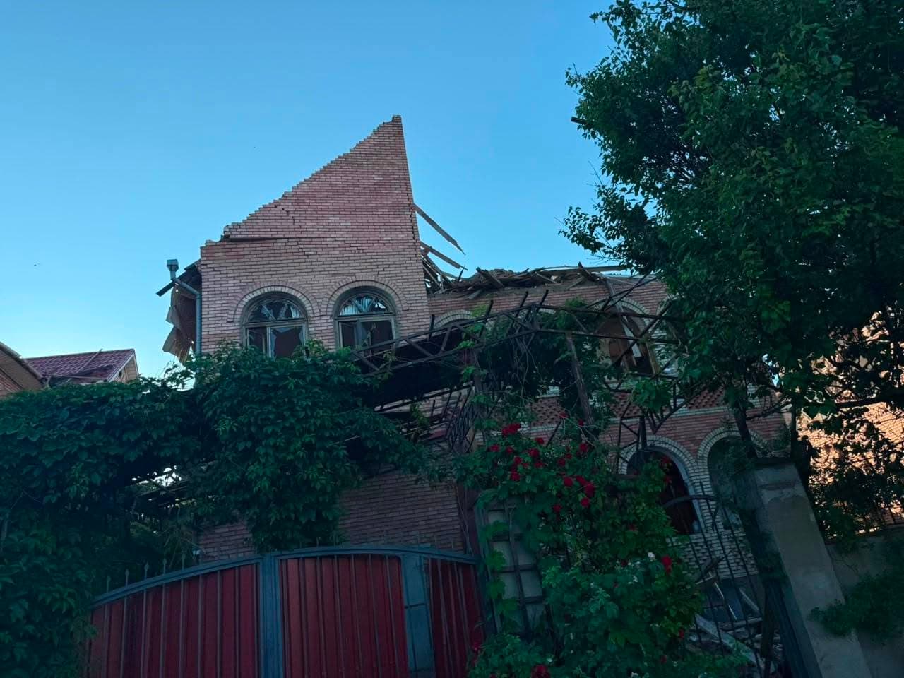 Наслідки російського обстрілу Донеччини. Фото: Facebook/Вадим Філашкін