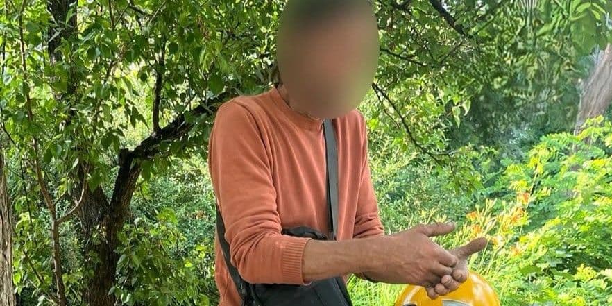У Краматорську за кермом незареєстрованого мопеда патрульні виявили п'яного водія без права керування (фото)