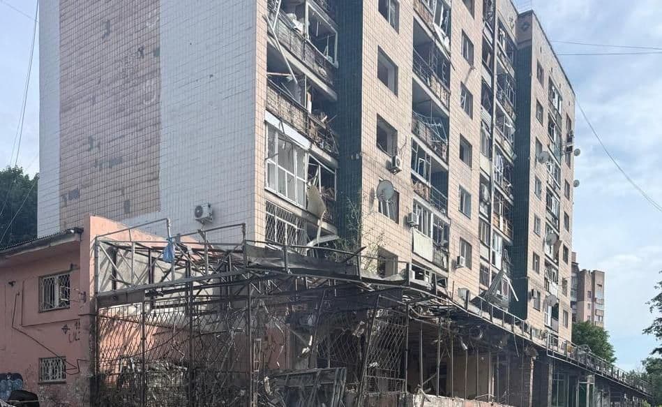 Унаслідок ударів по Краматорську щонайменше 3 людини загинули та 1 була поранена