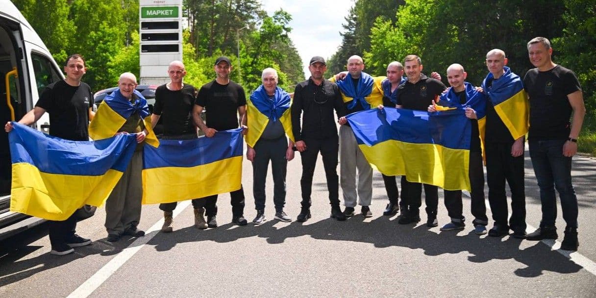 7 цивільних українців повернулися з незаконного утримання росією (фото, відео)