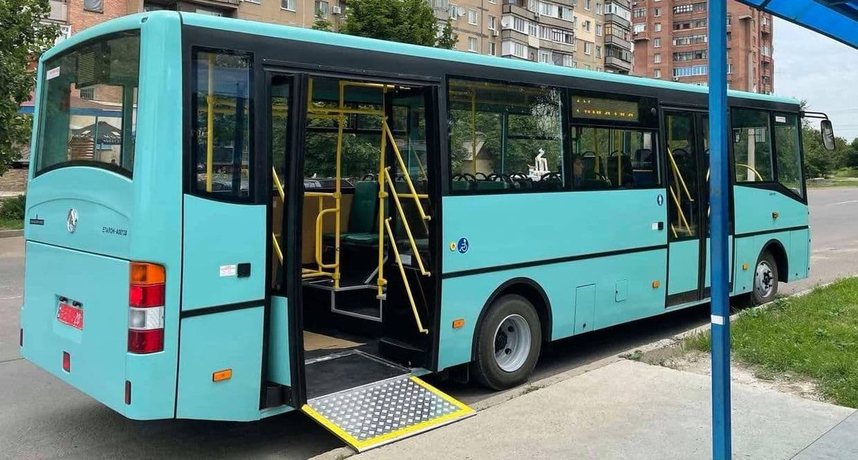 Автобус "Еталон" А08128. Фото: КТТУ