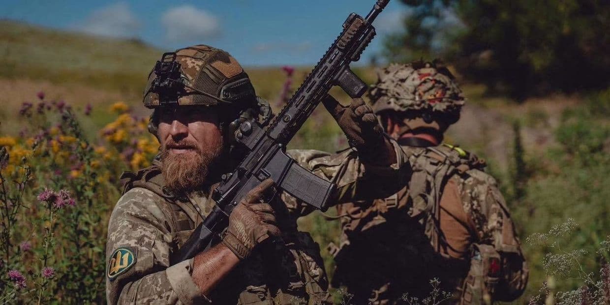 Українські захисники. Фото: 37 ОБрМП