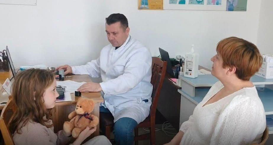 Прийом у релокованому Біловодському ЦПМСД. Фото: Facebook/Олексій Харченко