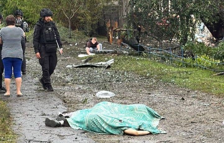 Наслідки російського авіаудару по Краматорській громаді 10 липня 2026 року. Фото: Telegram/Денис Казанський
