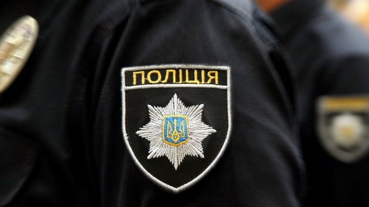 На Сватовщине полицейские изъяли арсенал оружия и боеприпасов