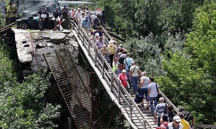В Луганской областной ВГА назвали сумму, которую потратят на ремонт моста в Станице