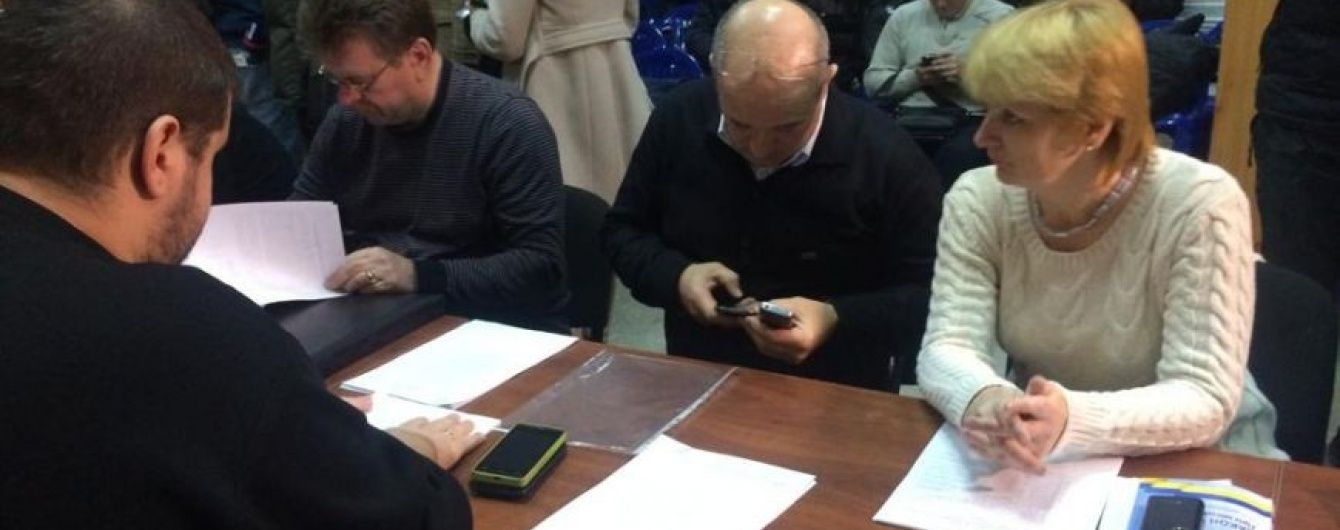 На Днепропетровщине избиркомы создаются с нарушением закона