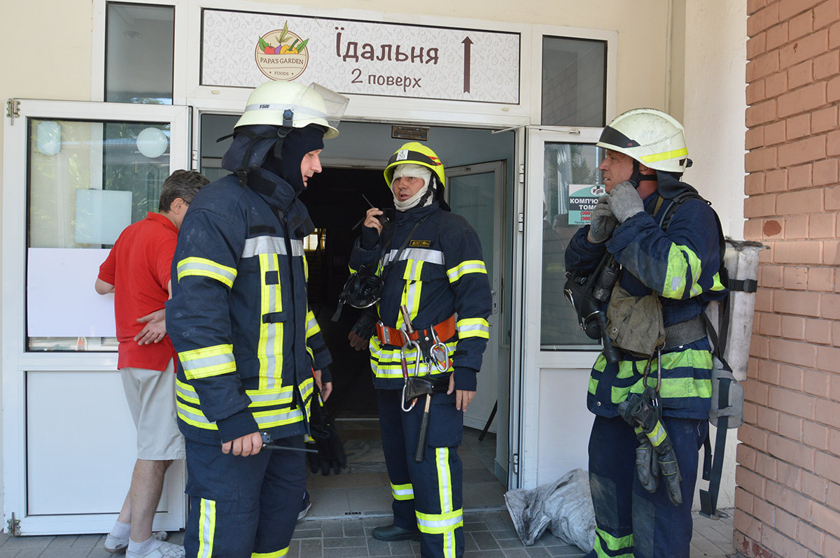 В Днепре горела офтальмологическая клиника