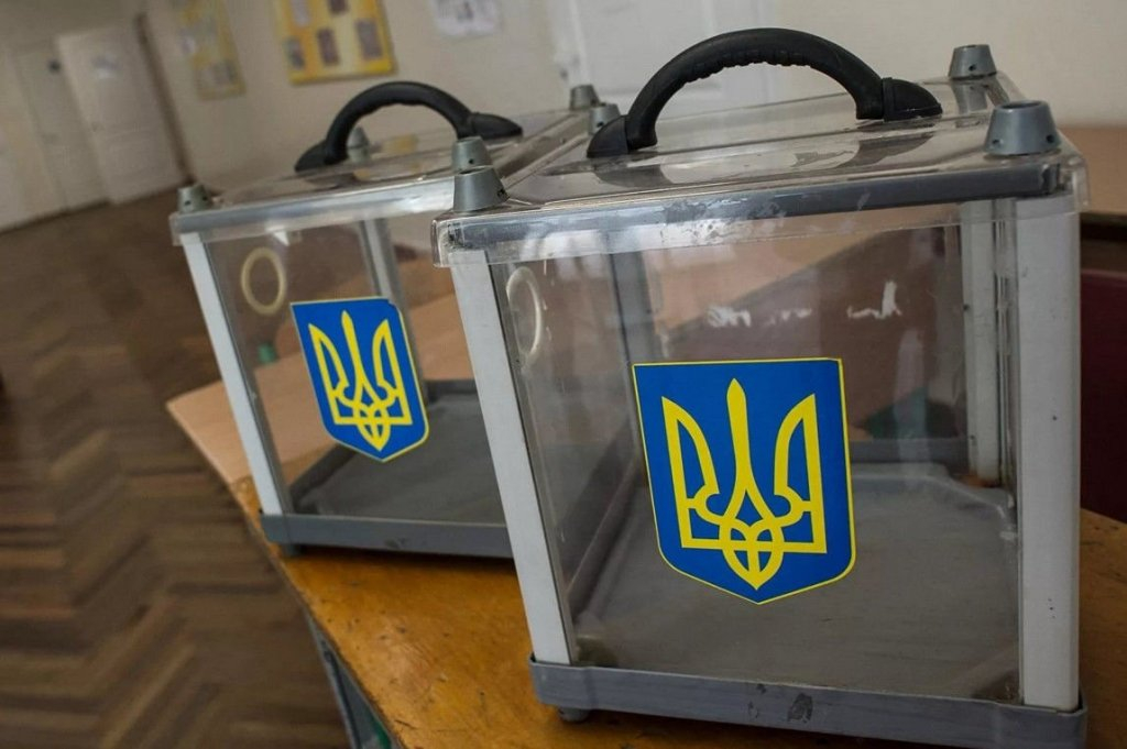 Из предвыборной гонки выбыло 136 кандидатов