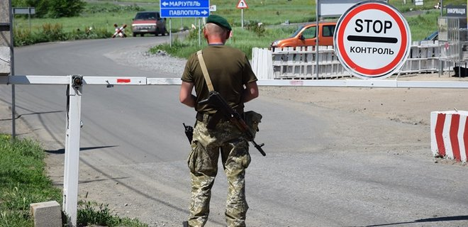 Из-за взрывающихся боеприпасов прекращен пропуск через КПВВ «Гнутово»