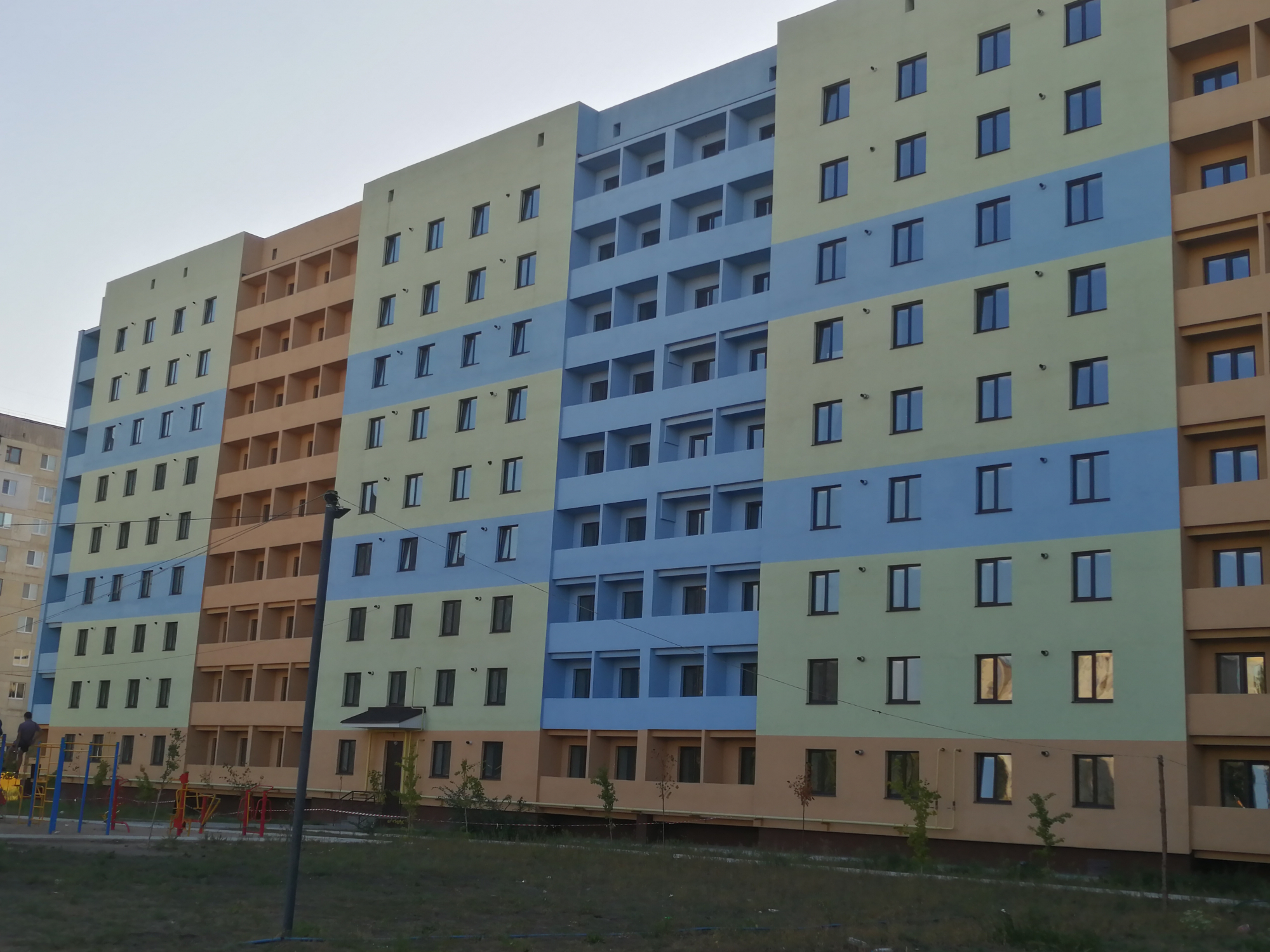 По фактам злоупотреблений при строительстве дома в Рубежном открыли уголовное дело