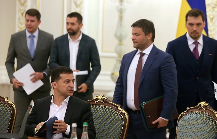 Украина перестала расторгать соглашения с РФ