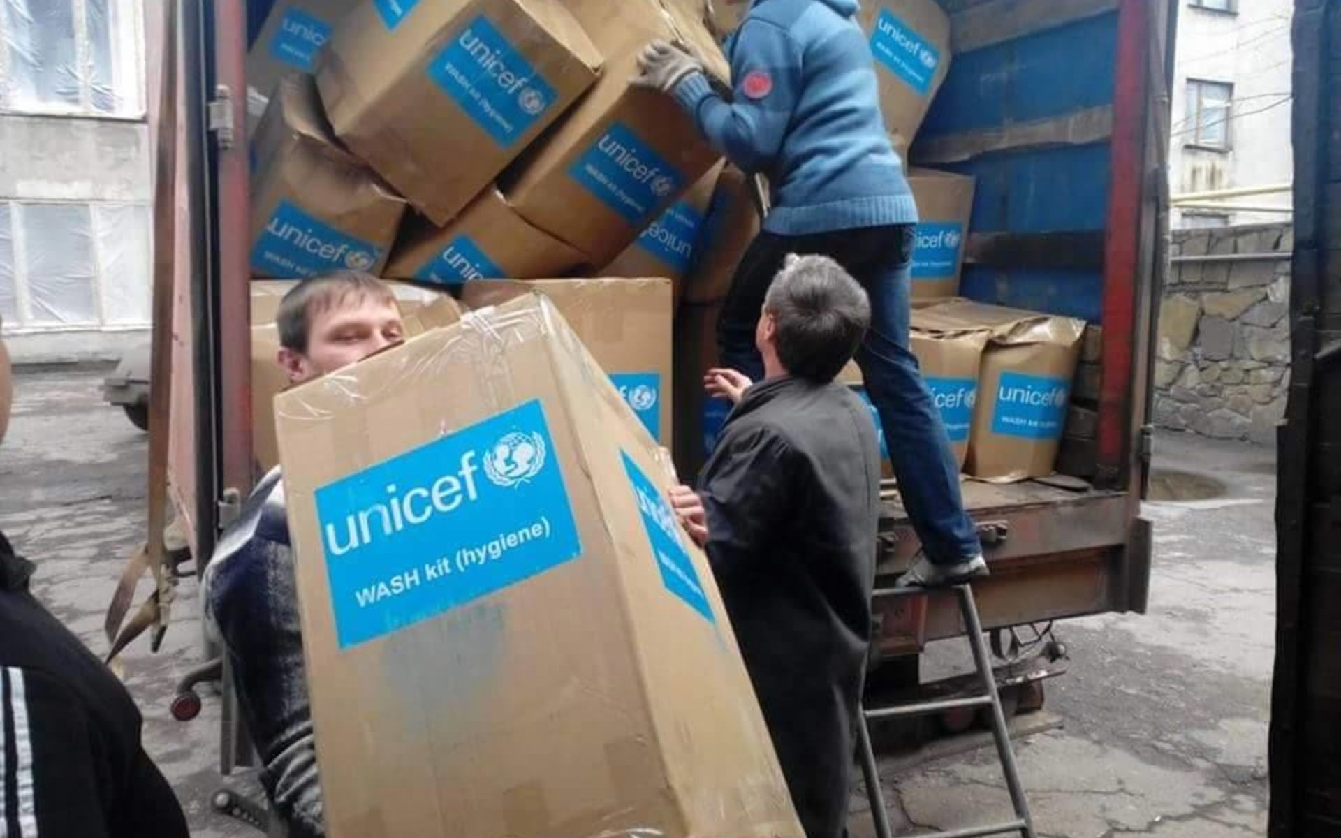 UNICEF направил гуманитарную помощь на оккупированные территории