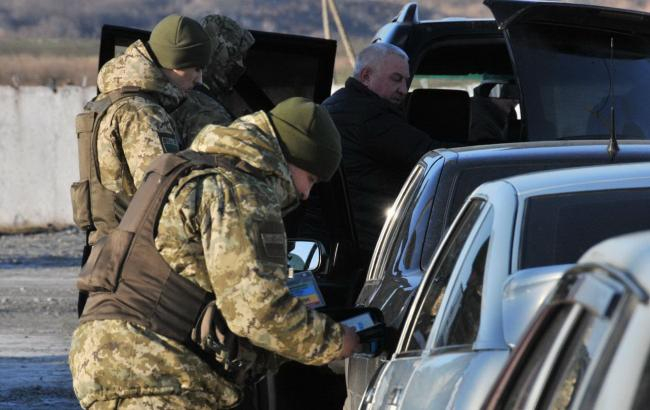 Стало известно о ситуации в пунктах пропуска утром 13 октября